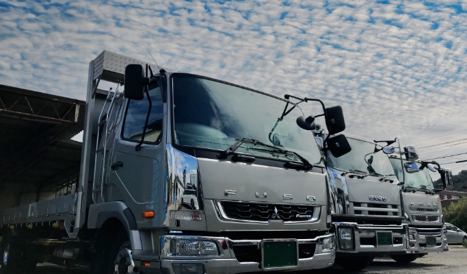 運送するためのトラックのイメージ